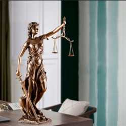 Balança da Justiça - Símbolo do Direito Civil