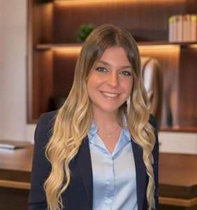 Dra. Vitória Delgado